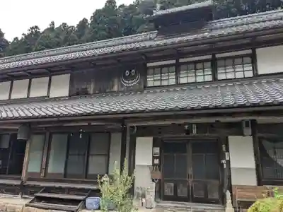 蓮華寺の本殿・本堂