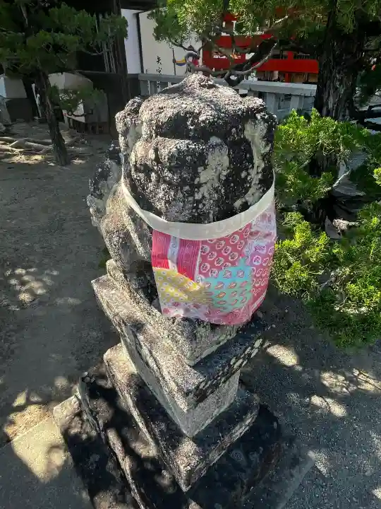 矢宮神社の{uncategorized: "未分類", other: "その他", undefined: "問題あり", building: "その他建物", grave: "お墓", sacred_gate: "鳥居", guardian: "狛犬", statue: "像", buddha: "仏像", history: "歴史", nature: "自然", garden: "庭園", animal: "動物", pagoda: "塔", temizu: "手水舎", mountain_gate: "山門・神門", sanctuary: "本殿・本堂", subordinate: "末社・摂社", art: "芸術", scenery: "景色", jizo: "地蔵", ema: "絵馬", goshuin: "御朱印", omikuji: "おみくじ", items: "授与品その他", amulet: "お守り", goshuincho: "御朱印帳", eats: "食事", festival: "お祭り", votive_dance: "神楽", shichigosan: "七五三参", wedding: "結婚式", experience: "体験その他", initially: "初詣", around: "周辺", anti_infection: "感染症対策"}