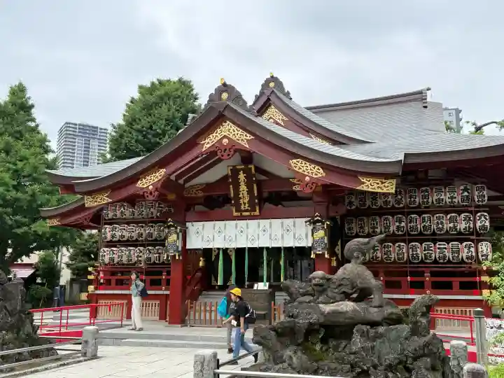 素盞雄神社の{uncategorized: "未分類", other: "その他", undefined: "問題あり", building: "その他建物", grave: "お墓", sacred_gate: "鳥居", guardian: "狛犬", statue: "像", buddha: "仏像", history: "歴史", nature: "自然", garden: "庭園", animal: "動物", pagoda: "塔", temizu: "手水舎", mountain_gate: "山門・神門", sanctuary: "本殿・本堂", subordinate: "末社・摂社", art: "芸術", scenery: "景色", jizo: "地蔵", ema: "絵馬", goshuin: "御朱印", omikuji: "おみくじ", items: "授与品その他", amulet: "お守り", goshuincho: "御朱印帳", eats: "食事", festival: "お祭り", votive_dance: "神楽", shichigosan: "七五三参", wedding: "結婚式", experience: "体験その他", initially: "初詣", around: "周辺", anti_infection: "感染症対策"}