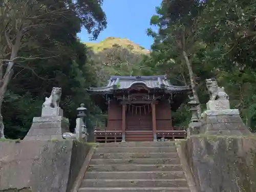 八幡神社の本殿・本堂