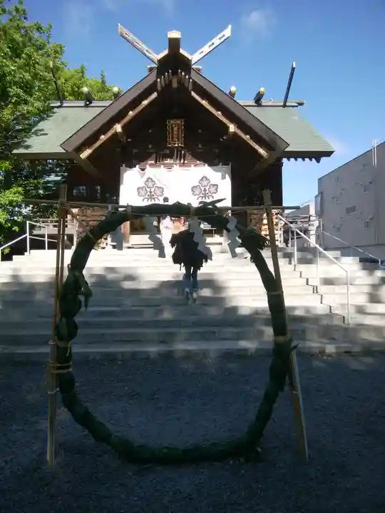 札幌諏訪神社の本殿・本堂