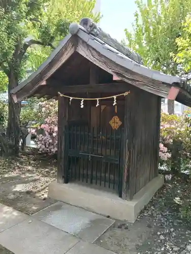 新城神社の{uncategorized: "未分類", other: "その他", undefined: "問題あり", building: "その他建物", grave: "お墓", sacred_gate: "鳥居", guardian: "狛犬", statue: "像", buddha: "仏像", history: "歴史", nature: "自然", garden: "庭園", animal: "動物", pagoda: "塔", temizu: "手水舎", mountain_gate: "山門・神門", sanctuary: "本殿・本堂", subordinate: "末社・摂社", art: "芸術", scenery: "景色", jizo: "地蔵", ema: "絵馬", goshuin: "御朱印", omikuji: "おみくじ", items: "授与品その他", amulet: "お守り", goshuincho: "御朱印帳", eats: "食事", festival: "お祭り", votive_dance: "神楽", shichigosan: "七五三参", wedding: "結婚式", experience: "体験その他", initially: "初詣", around: "周辺", anti_infection: "感染症対策"}