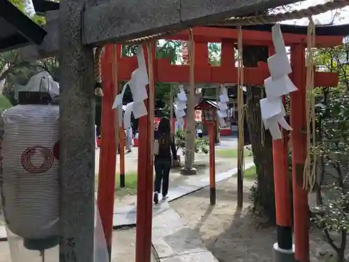 玉造稲荷神社の鳥居