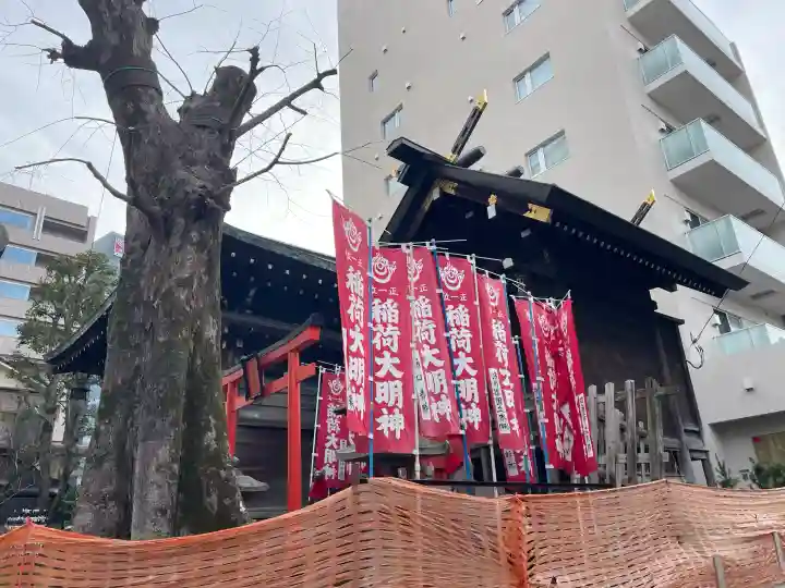 櫻木神社の{uncategorized: "未分類", other: "その他", undefined: "問題あり", building: "その他建物", grave: "お墓", sacred_gate: "鳥居", guardian: "狛犬", statue: "像", buddha: "仏像", history: "歴史", nature: "自然", garden: "庭園", animal: "動物", pagoda: "塔", temizu: "手水舎", mountain_gate: "山門・神門", sanctuary: "本殿・本堂", subordinate: "末社・摂社", art: "芸術", scenery: "景色", jizo: "地蔵", ema: "絵馬", goshuin: "御朱印", omikuji: "おみくじ", items: "授与品その他", amulet: "お守り", goshuincho: "御朱印帳", eats: "食事", festival: "お祭り", votive_dance: "神楽", shichigosan: "七五三参", wedding: "結婚式", experience: "体験その他", initially: "初詣", around: "周辺", anti_infection: "感染症対策"}