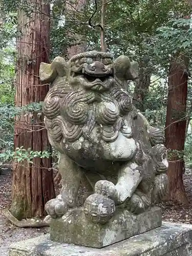 椿大神社の狛犬