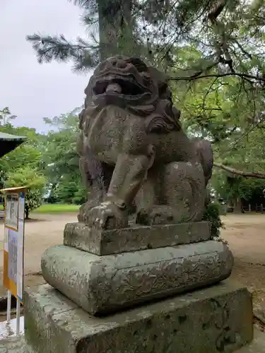 篠山神社の狛犬