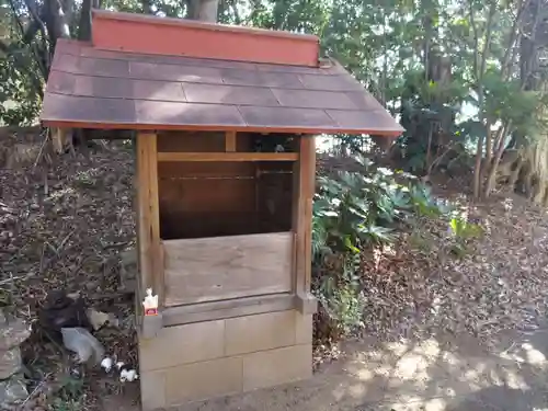 鳥見神社の末社