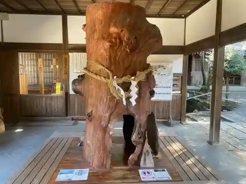 伊太祁曽神社の{uncategorized: "未分類", other: "その他", undefined: "問題あり", building: "その他建物", grave: "お墓", sacred_gate: "鳥居", guardian: "狛犬", statue: "像", buddha: "仏像", history: "歴史", nature: "自然", garden: "庭園", animal: "動物", pagoda: "塔", temizu: "手水舎", mountain_gate: "山門・神門", sanctuary: "本殿・本堂", subordinate: "末社・摂社", art: "芸術", scenery: "景色", jizo: "地蔵", ema: "絵馬", goshuin: "御朱印", omikuji: "おみくじ", items: "授与品その他", amulet: "お守り", goshuincho: "御朱印帳", eats: "食事", festival: "お祭り", votive_dance: "神楽", shichigosan: "七五三参", wedding: "結婚式", experience: "体験その他", initially: "初詣", around: "周辺", anti_infection: "感染症対策"}