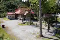 山越諏訪神社の建物その他