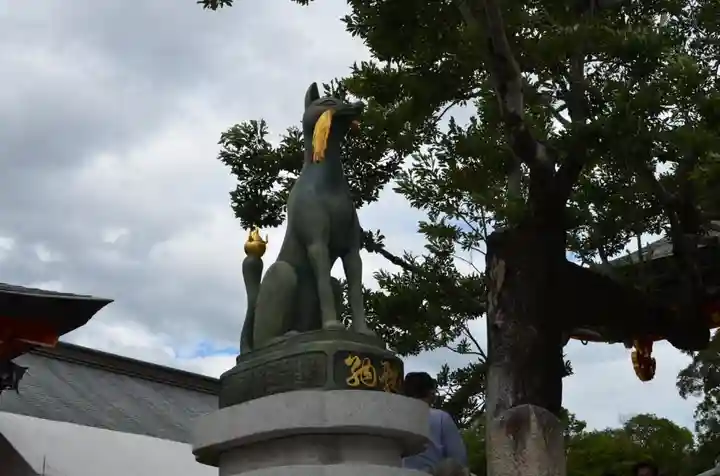 伏見稲荷大社の狛犬