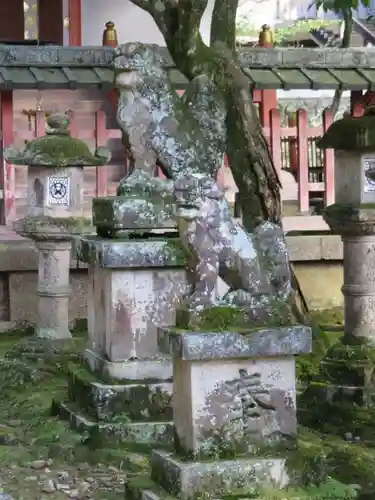 手向山八幡宮の狛犬