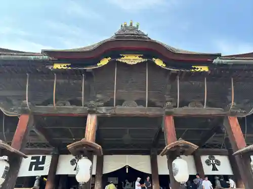善光寺の本殿・本堂