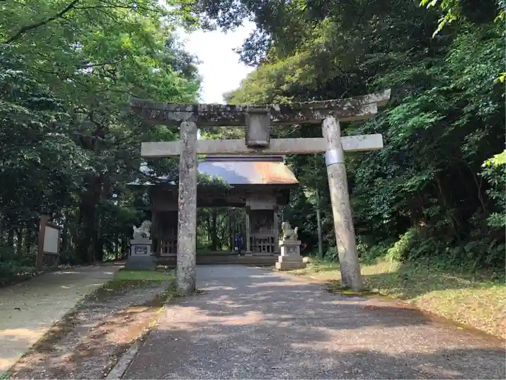 倭文神社の鳥居