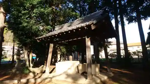 神明神社の手水舎