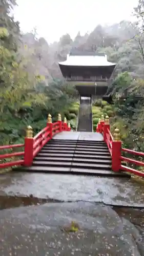 雲巌寺の山門