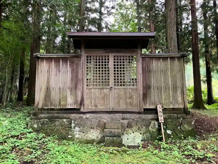 塩野神社の末社・摂社