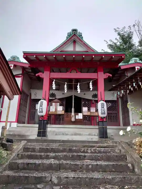 差出磯大嶽山神社 仕事と健康と厄よけの神さまの本殿・本堂