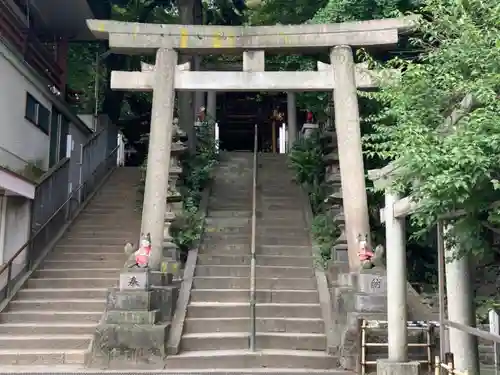 王子稲荷神社の鳥居