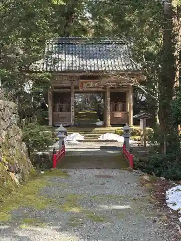 妙楽寺の{uncategorized: "未分類", other: "その他", undefined: "問題あり", building: "その他建物", grave: "お墓", sacred_gate: "鳥居", guardian: "狛犬", statue: "像", buddha: "仏像", history: "歴史", nature: "自然", garden: "庭園", animal: "動物", pagoda: "塔", temizu: "手水舎", mountain_gate: "山門・神門", sanctuary: "本殿・本堂", subordinate: "末社・摂社", art: "芸術", scenery: "景色", jizo: "地蔵", ema: "絵馬", goshuin: "御朱印", omikuji: "おみくじ", items: "授与品その他", amulet: "お守り", goshuincho: "御朱印帳", eats: "食事", festival: "お祭り", votive_dance: "神楽", shichigosan: "七五三参", wedding: "結婚式", experience: "体験その他", initially: "初詣", around: "周辺", anti_infection: "感染症対策"}