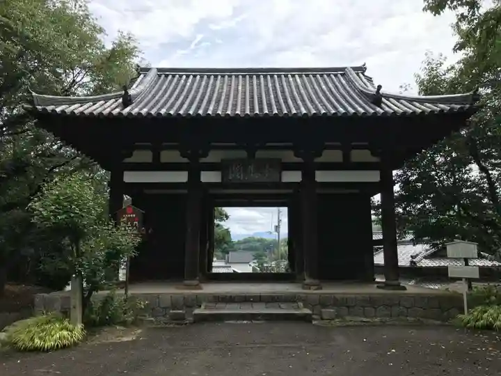 太山寺の山門・神門