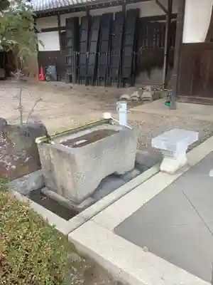 建中寺の手水舎