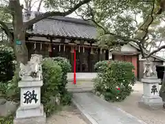 難波八幡神社の本殿