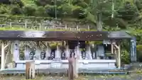南部神社の像
