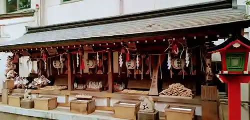 子安神社の末社・摂社