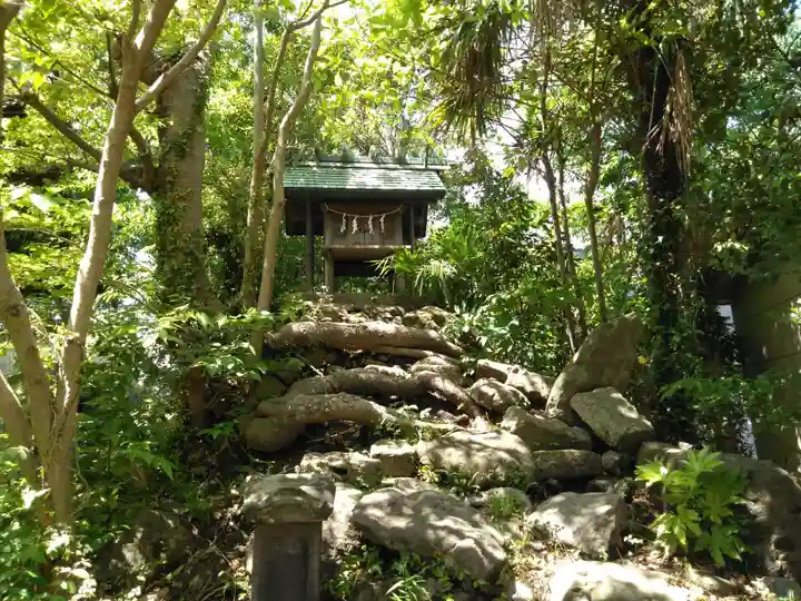 久里浜八幡神社の末社・摂社