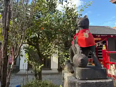 於菊稲荷神社の{uncategorized: "未分類", other: "その他", undefined: "問題あり", building: "その他建物", grave: "お墓", sacred_gate: "鳥居", guardian: "狛犬", statue: "像", buddha: "仏像", history: "歴史", nature: "自然", garden: "庭園", animal: "動物", pagoda: "塔", temizu: "手水舎", mountain_gate: "山門・神門", sanctuary: "本殿・本堂", subordinate: "末社・摂社", art: "芸術", scenery: "景色", jizo: "地蔵", ema: "絵馬", goshuin: "御朱印", omikuji: "おみくじ", items: "授与品その他", amulet: "お守り", goshuincho: "御朱印帳", eats: "食事", festival: "お祭り", votive_dance: "神楽", shichigosan: "七五三参", wedding: "結婚式", experience: "体験その他", initially: "初詣", around: "周辺", anti_infection: "感染症対策"}