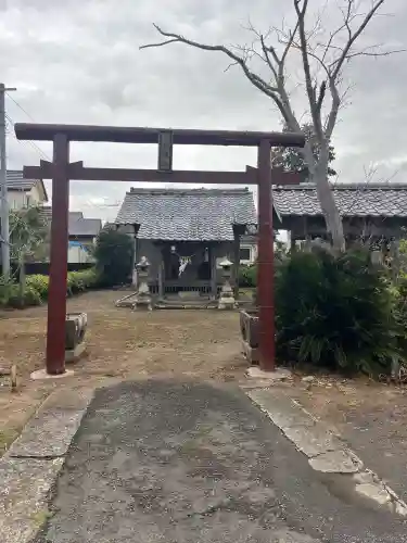 八坂神社（糸原）の{uncategorized: "未分類", other: "その他", undefined: "問題あり", building: "その他建物", grave: "お墓", sacred_gate: "鳥居", guardian: "狛犬", statue: "像", buddha: "仏像", history: "歴史", nature: "自然", garden: "庭園", animal: "動物", pagoda: "塔", temizu: "手水舎", mountain_gate: "山門・神門", sanctuary: "本殿・本堂", subordinate: "末社・摂社", art: "芸術", scenery: "景色", jizo: "地蔵", ema: "絵馬", goshuin: "御朱印", omikuji: "おみくじ", items: "授与品その他", amulet: "お守り", goshuincho: "御朱印帳", eats: "食事", festival: "お祭り", votive_dance: "神楽", shichigosan: "七五三参", wedding: "結婚式", experience: "体験その他", initially: "初詣", around: "周辺", anti_infection: "感染症対策"}