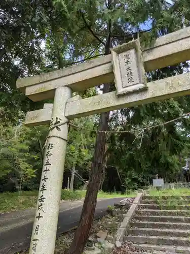 瀧本神社の鳥居