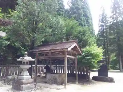 風神神社の手水舎