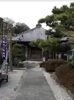 遍照寺の本殿・本堂