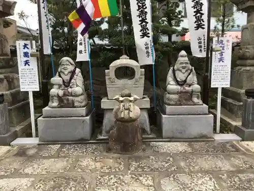 大徳院の像