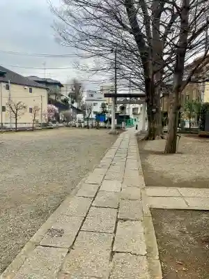 西早稲田天祖神社の{uncategorized: "未分類", other: "その他", undefined: "問題あり", building: "その他建物", grave: "お墓", sacred_gate: "鳥居", guardian: "狛犬", statue: "像", buddha: "仏像", history: "歴史", nature: "自然", garden: "庭園", animal: "動物", pagoda: "塔", temizu: "手水舎", mountain_gate: "山門・神門", sanctuary: "本殿・本堂", subordinate: "末社・摂社", art: "芸術", scenery: "景色", jizo: "地蔵", ema: "絵馬", goshuin: "御朱印", omikuji: "おみくじ", items: "授与品その他", amulet: "お守り", goshuincho: "御朱印帳", eats: "食事", festival: "お祭り", votive_dance: "神楽", shichigosan: "七五三参", wedding: "結婚式", experience: "体験その他", initially: "初詣", around: "周辺", anti_infection: "感染症対策"}