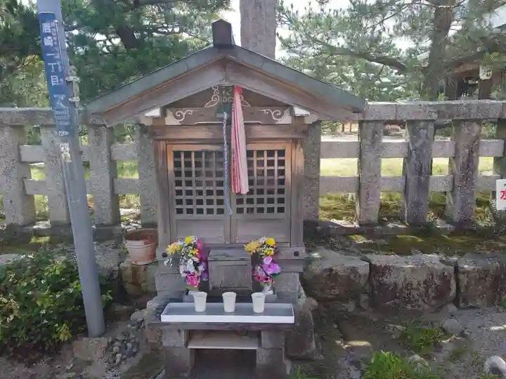 唐崎神社の末社・摂社