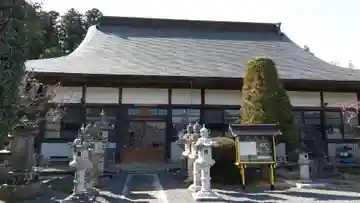 常春寺の本殿・本堂