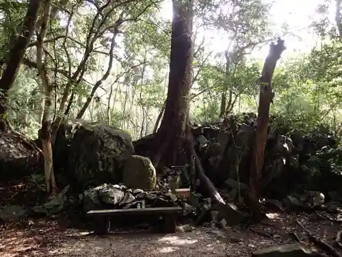 和多都美神社のお墓