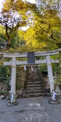 龍田神社の鳥居