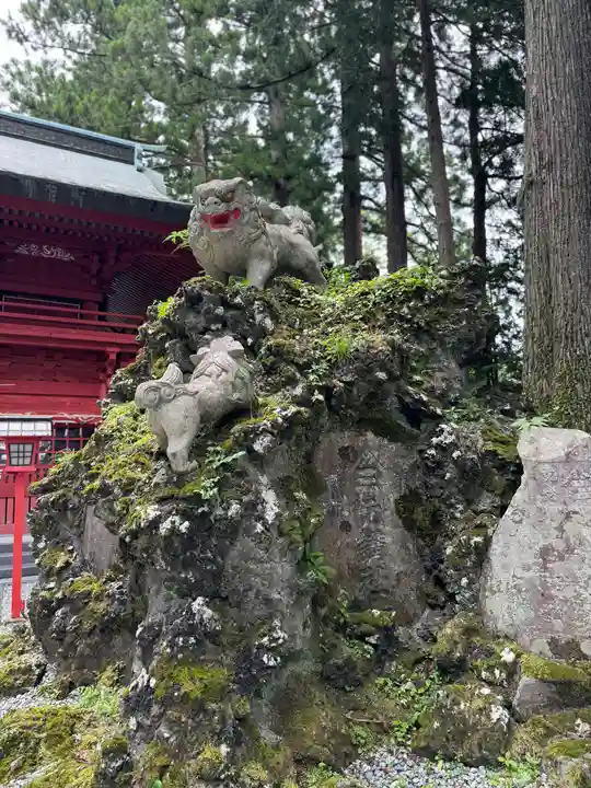 富士山東口本宮 冨士浅間神社の狛犬