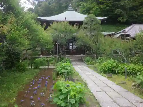 瑞泉寺の庭園