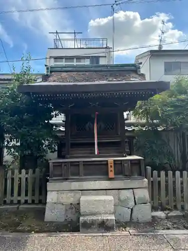 下御霊神社の末社