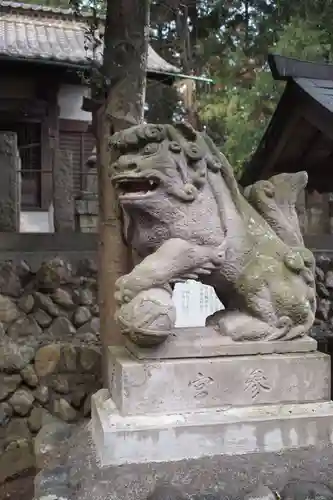 月輪神社の狛犬