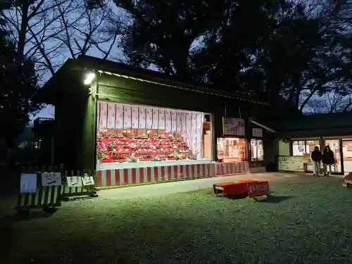 座間神社の{uncategorized: "未分類", other: "その他", undefined: "問題あり", building: "その他建物", grave: "お墓", sacred_gate: "鳥居", guardian: "狛犬", statue: "像", buddha: "仏像", history: "歴史", nature: "自然", garden: "庭園", animal: "動物", pagoda: "塔", temizu: "手水舎", mountain_gate: "山門・神門", sanctuary: "本殿・本堂", subordinate: "末社・摂社", art: "芸術", scenery: "景色", jizo: "地蔵", ema: "絵馬", goshuin: "御朱印", omikuji: "おみくじ", items: "授与品その他", amulet: "お守り", goshuincho: "御朱印帳", eats: "食事", festival: "お祭り", votive_dance: "神楽", shichigosan: "七五三参", wedding: "結婚式", experience: "体験その他", initially: "初詣", around: "周辺", anti_infection: "感染症対策"}
