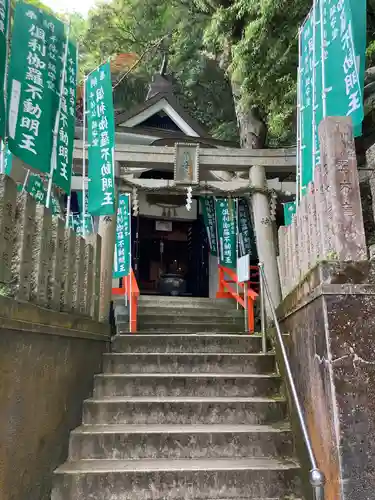 大本山七宝瀧寺の鳥居