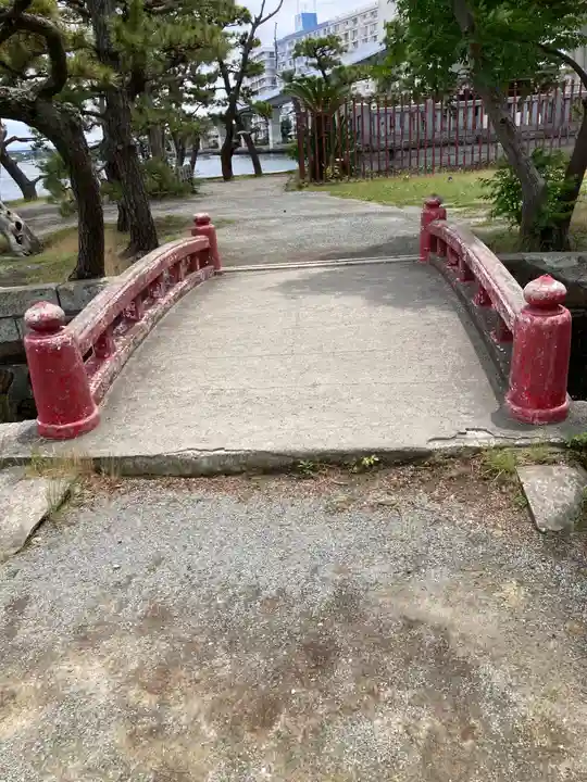 琵琶島神社(神奈川県)