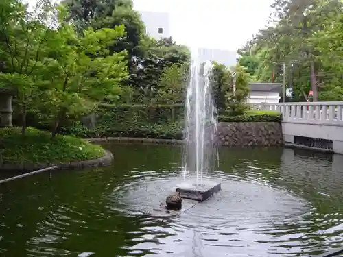 寒川神社の庭園