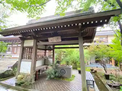 龍峰寺の手水舎