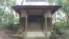 稲荷神社の本殿